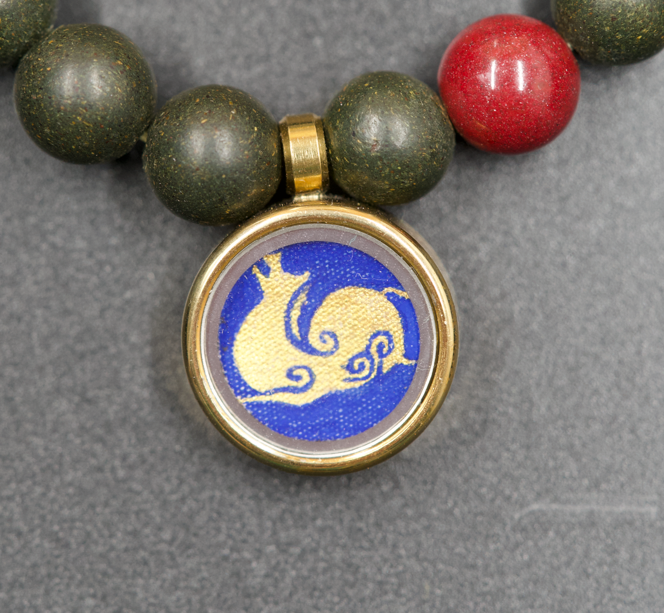 Tibetan Herbal Prayer Bead Bracelet · Object 1006
